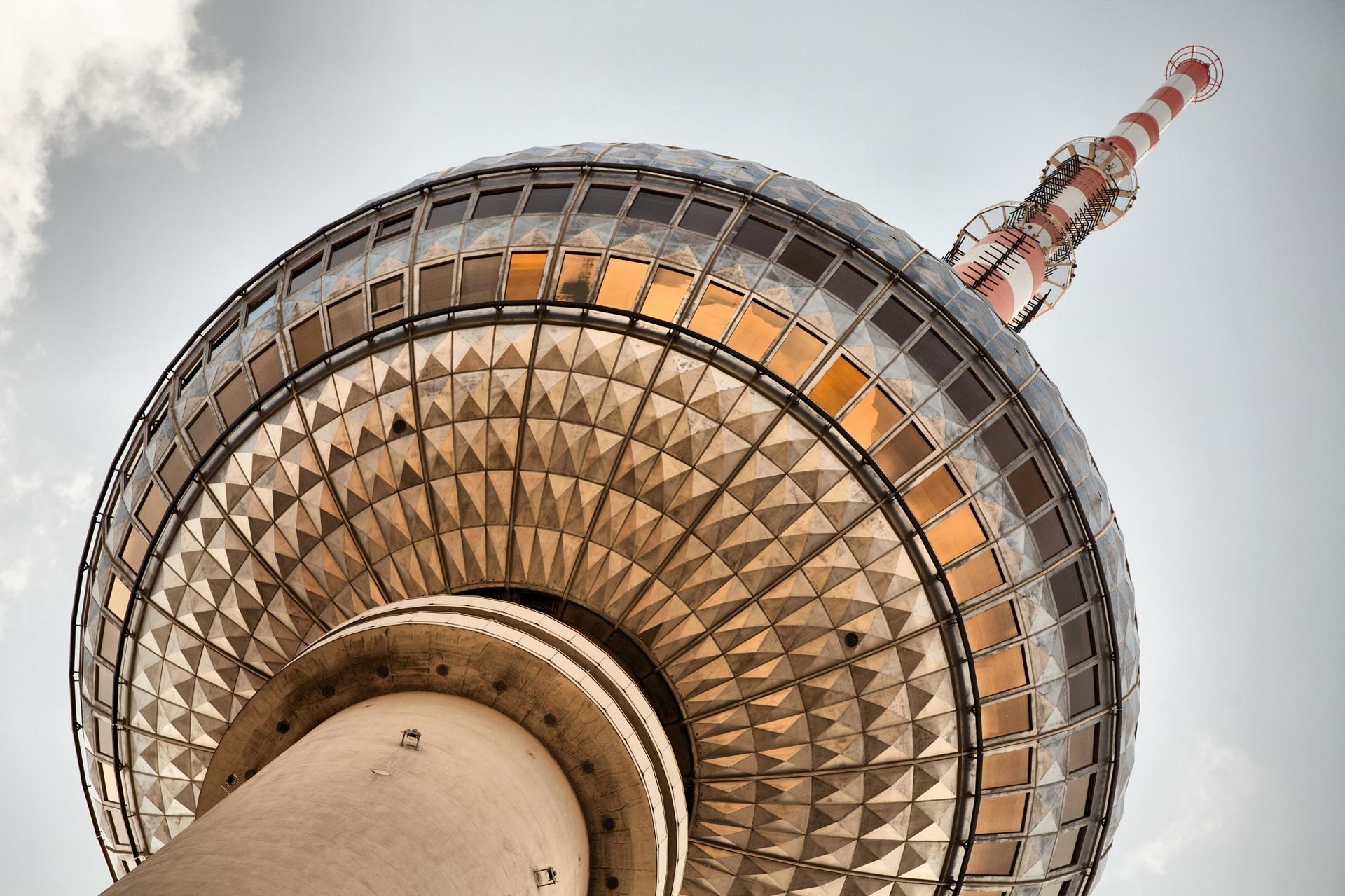 Detailansicht Fernsehturm Berlin - Escort Berlin